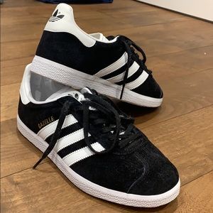 Women’s Black and White Adidas Gazelle